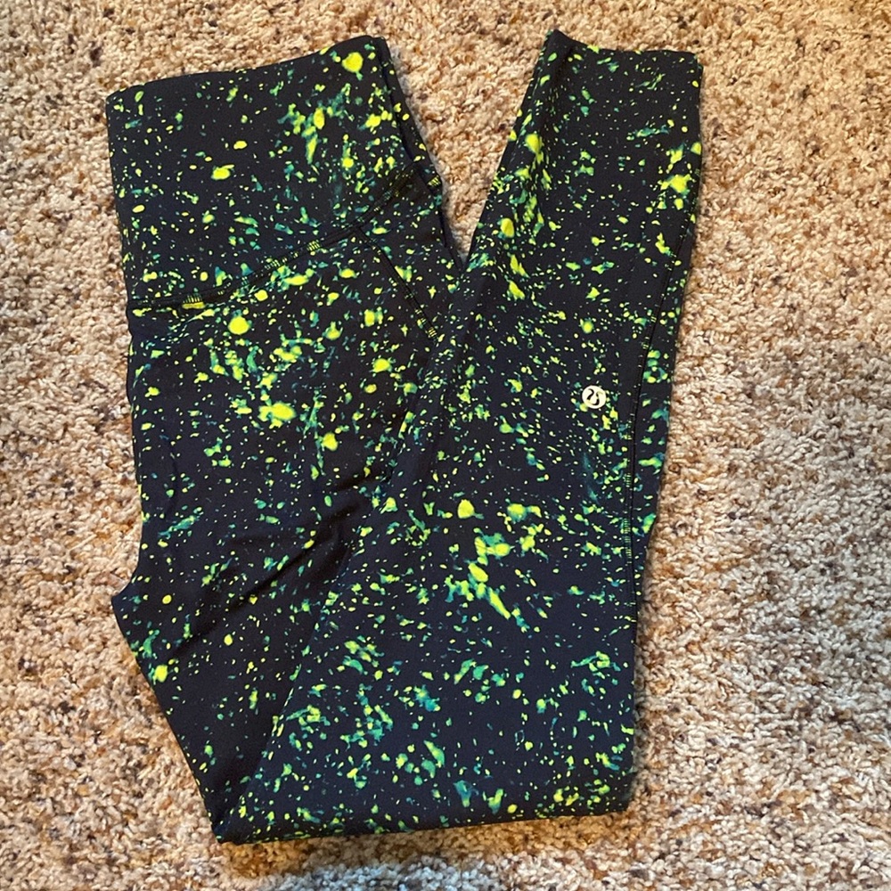 NWOT Lulu size 8 base pace legging 25”